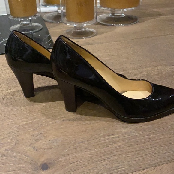 Cole Haan patent pumps - Picture 3 of 6